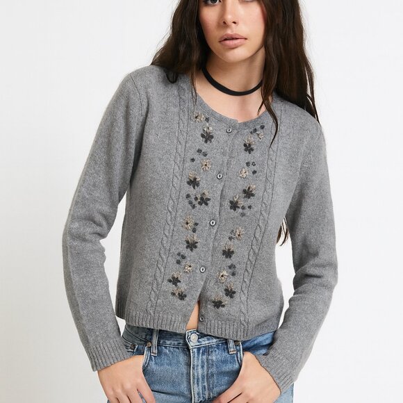 Vintage Eddie Bauer Womens L Button Front Wool Cardigan Gray Embroidered - Picture 1 of 7